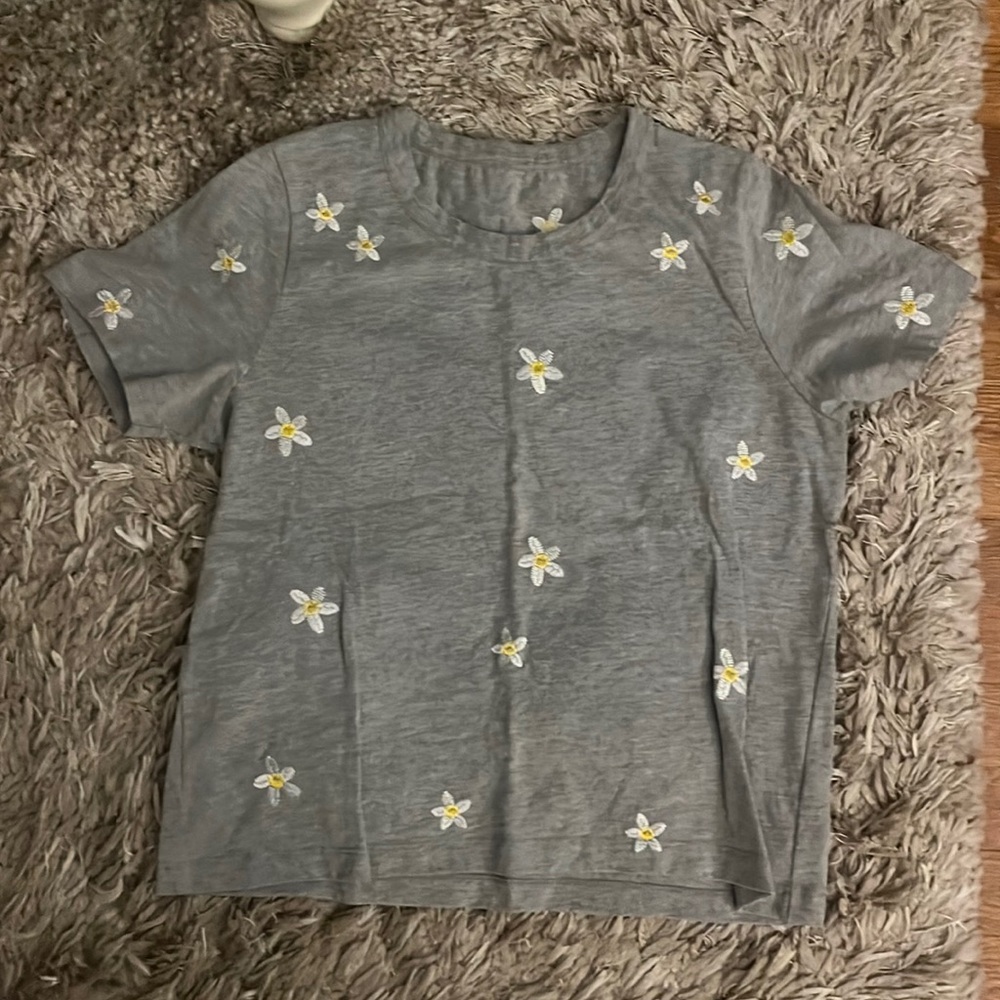 Anthropologie embroidered flower tee